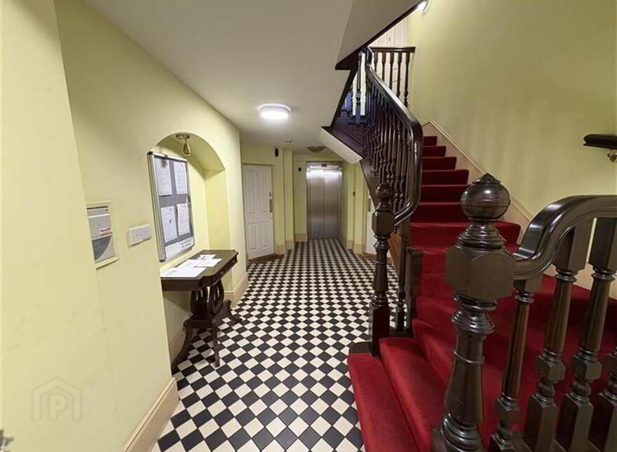 Apt 3, 36 Wellington Park, Off Malone Road, Belfast, BT9 6DN