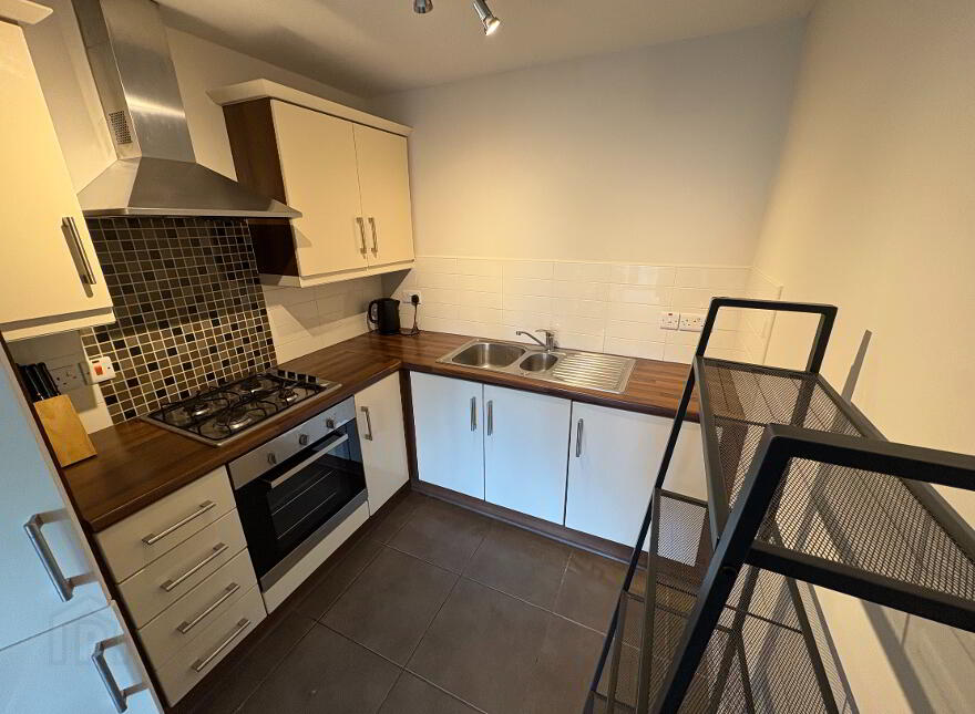 Unit 14, 9 Brown Square, Belfast, BT13 2BW