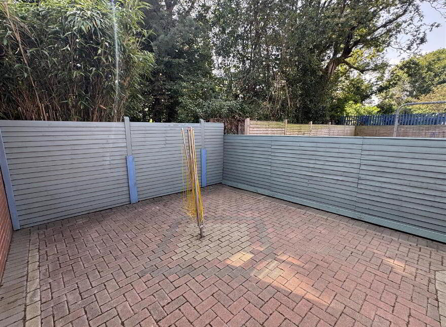 25 St Johns Park, Belfast, BT7 3JG