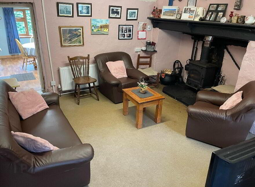 The Thatch House, Shrough, Lismore, P51W0H9