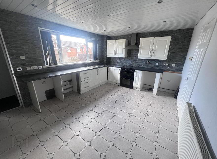 22 Summerhill Court, Belfast, BT14 6PT