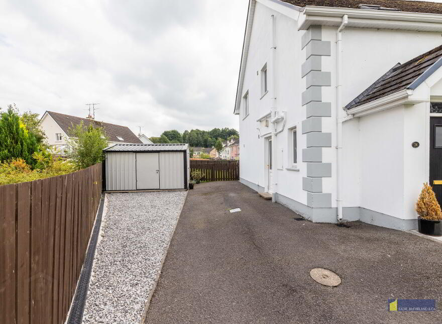 24 Galliagh Shore, Enniskillen, BT74 7GS