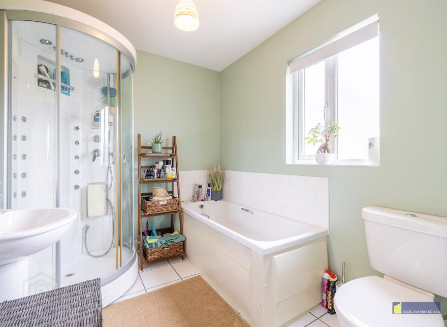 24 Galliagh Shore, Enniskillen, BT74 7GS