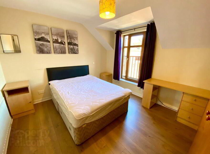 10 The Cloisters, Belfast, BT7 1GD
