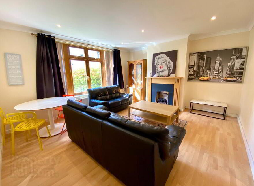 10 The Cloisters, Belfast, BT7 1GD