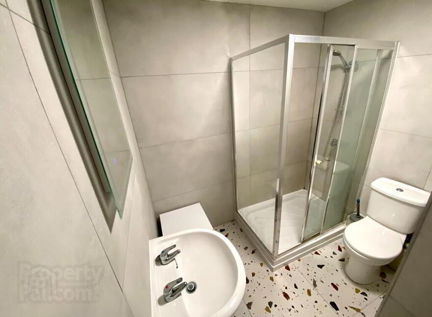 10 The Cloisters, Belfast, BT7 1GD