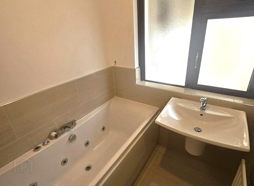 Ballybogie Road, Ardmore, L'Derry, BT47 3RE