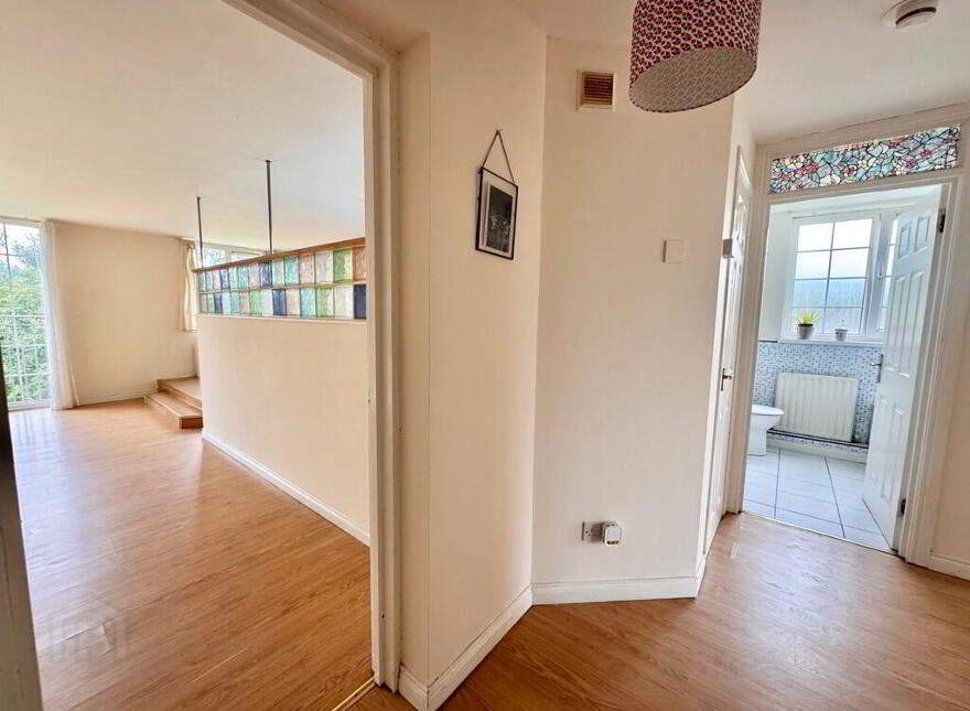 6c Creighton Mews, Dunmurry, Belfast, BT17 0LD