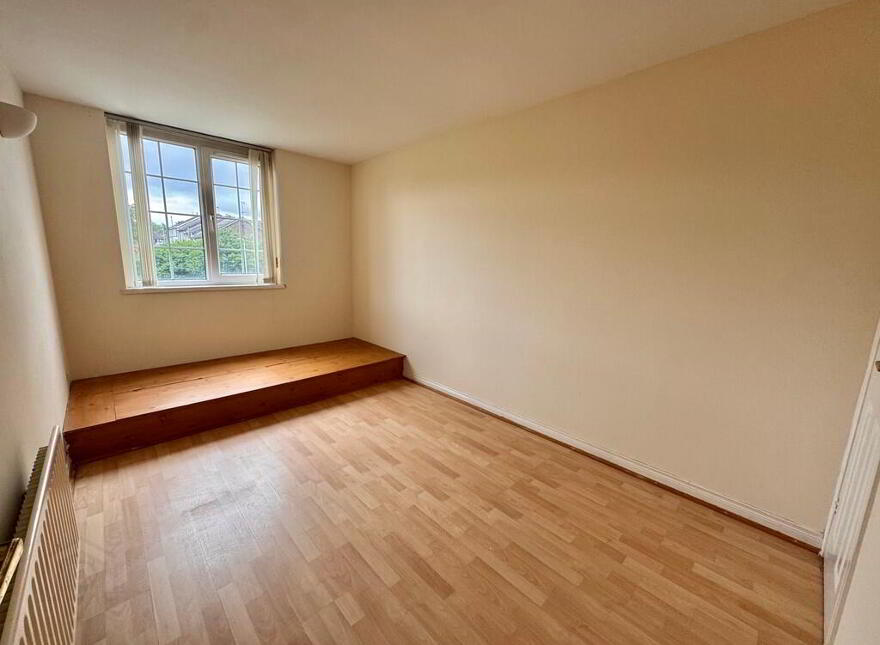 6c Creighton Mews, Dunmurry, Belfast, BT17 0LD