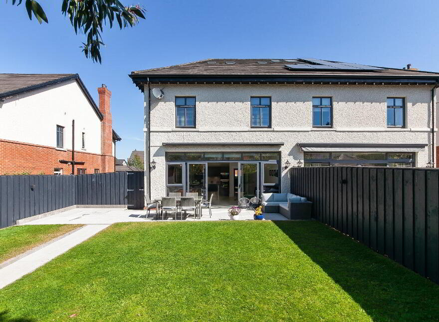 6 Harberton Lane, Belfast, BT9 6WQ
