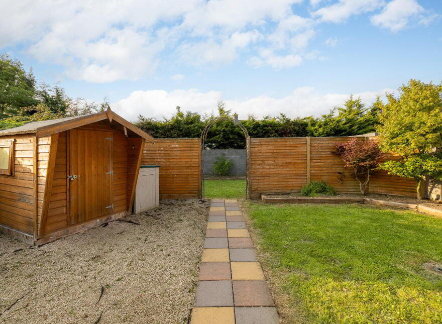 5 Dolmen Gardens, Hacketstown Road, R93K763