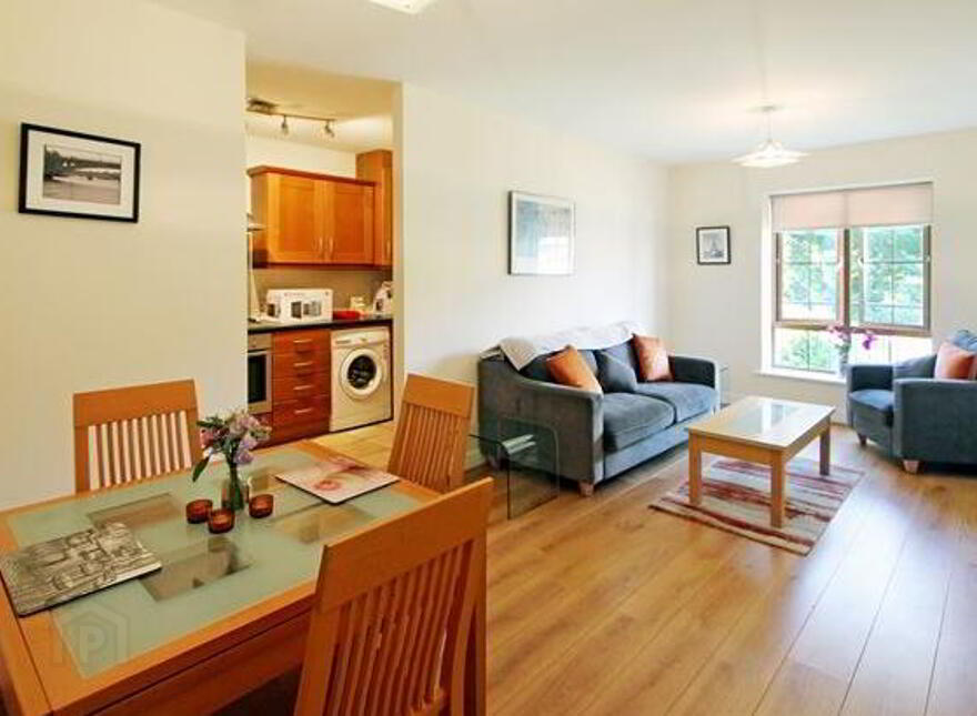 Apartment 8 Sycamore House Eaton Wood Square, Shankill, Dublin, D18A344