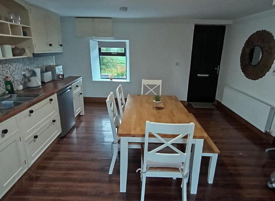 Derryvinnaan, Sixmilebridge, Ennis, Oatfield