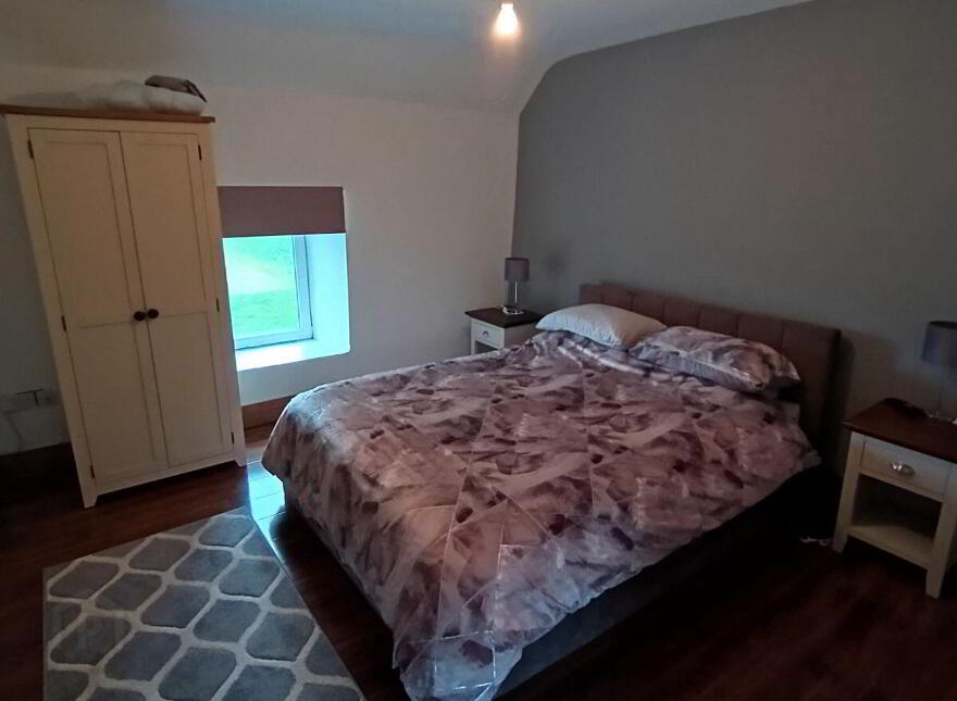 Derryvinnaan, Sixmilebridge, Ennis, Oatfield