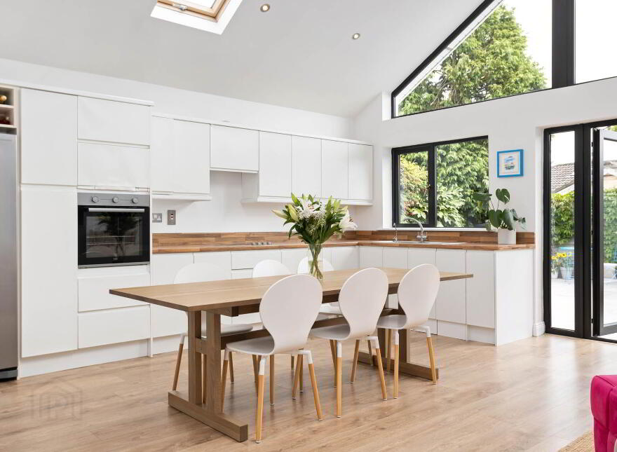 11 Castle Village Drive, Celbridge, W23RF20