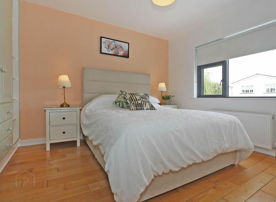 21 Meadowvale, Raheen