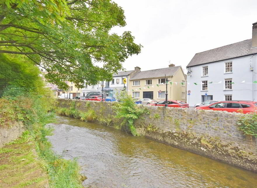 North, Quay, Newcastle West, V42FN53