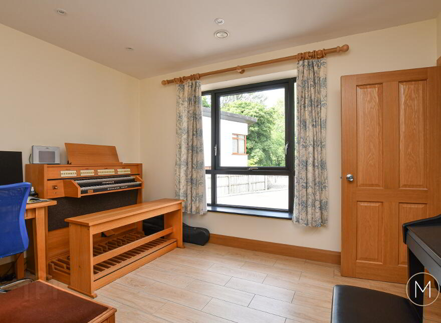 4 Nursery Grove, Antrim, BT41 1QT