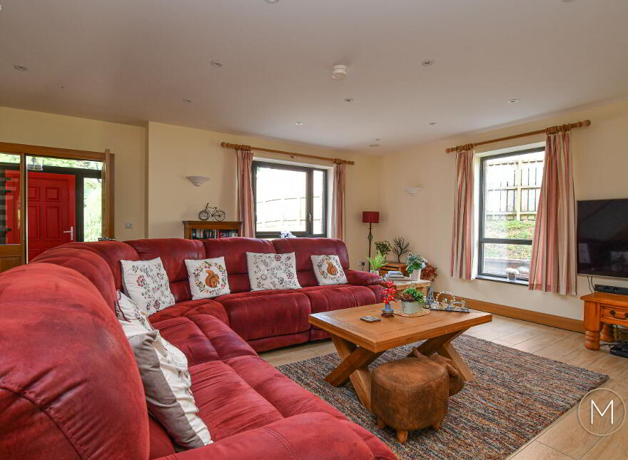 4 Nursery Grove, Antrim, BT41 1QT