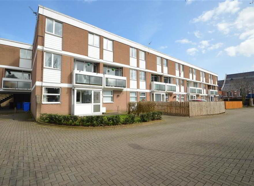 90k Cregagh Road, Belfast, BT6 9ER photo