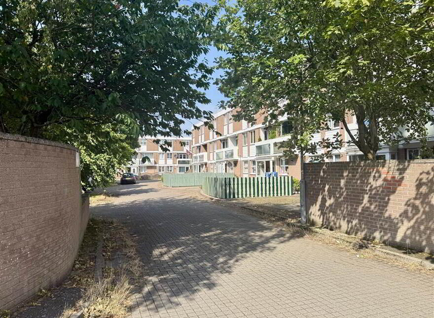 90k Cregagh Road, Belfast, BT6 9ER