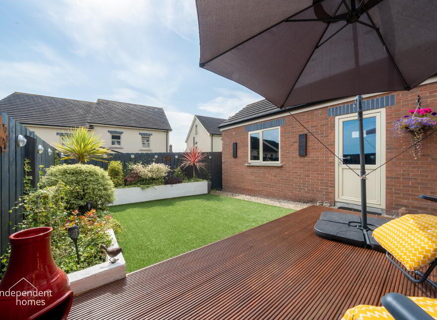 7 Lindara Crescent, Larne, BT40 2FF