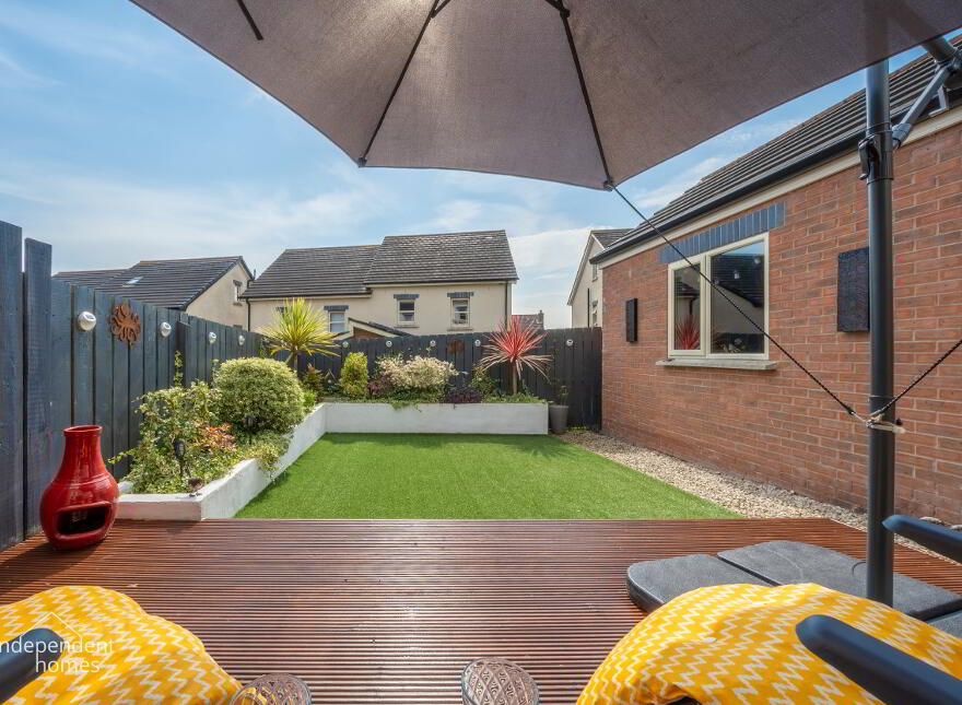 7 Lindara Crescent, Larne, BT40 2FF