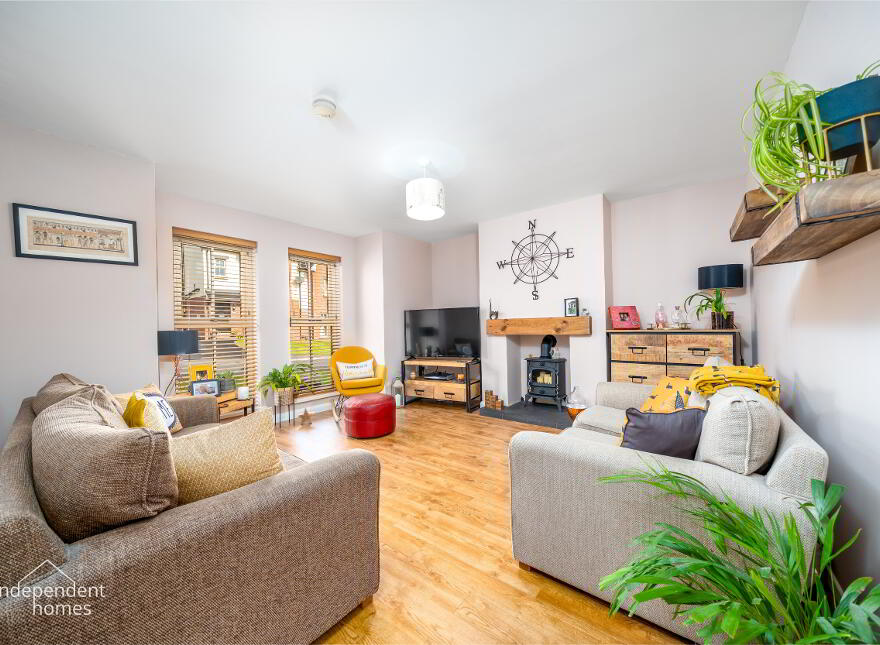 7 Lindara Crescent, Larne, BT40 2FF