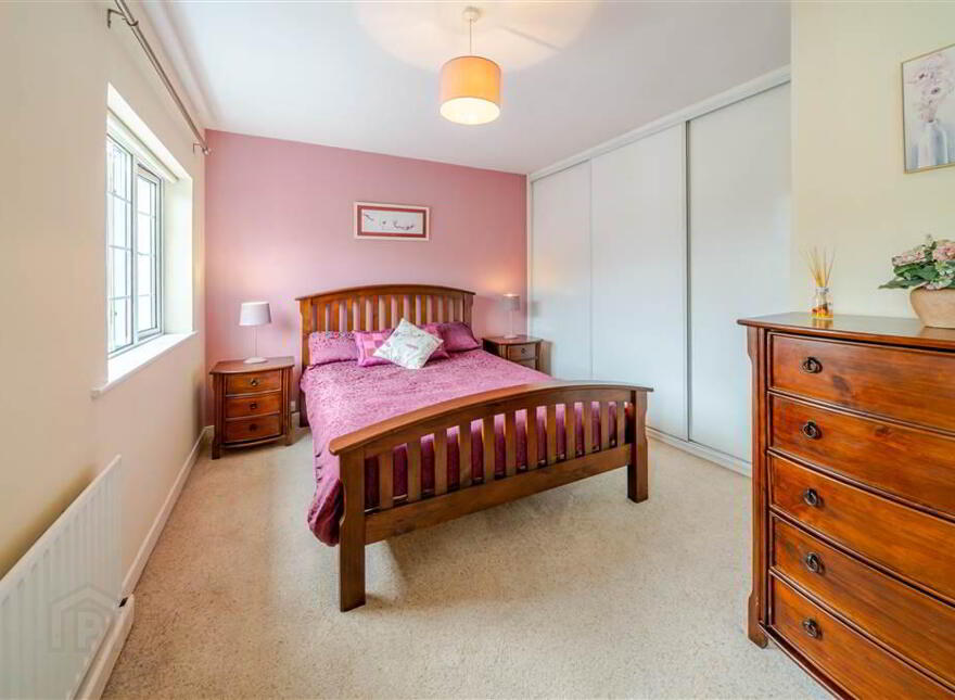 Chapel Street, Newport, F28T6H3