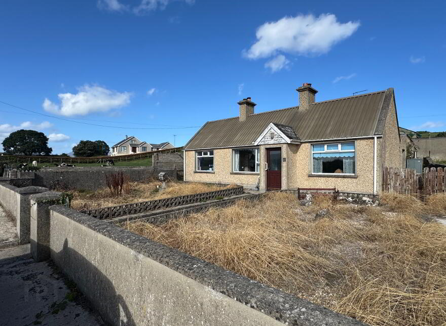 12 Ballynahatten Road, Kilkeel, BT34 4LG