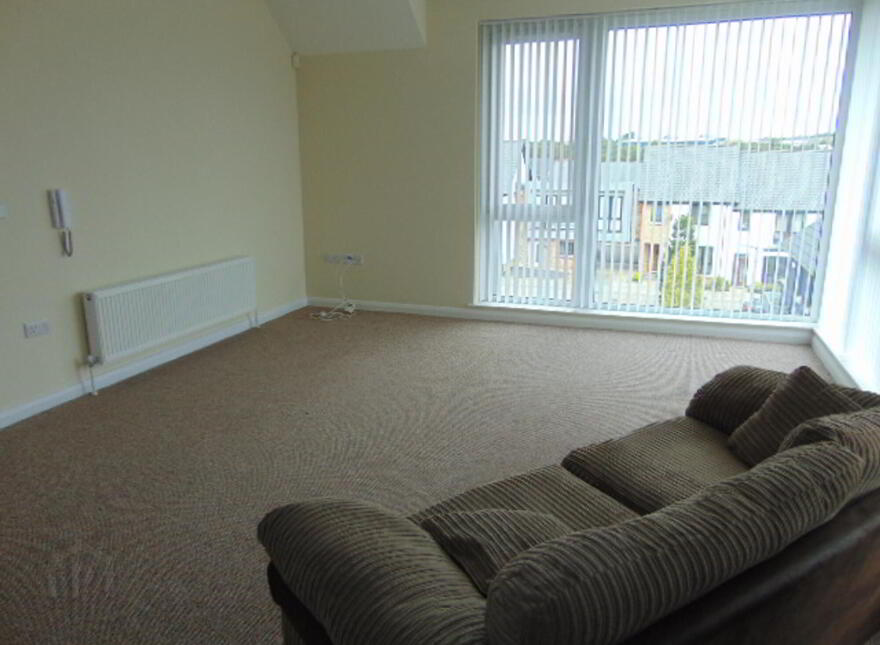 37 Lakeside Court, Coleraine, BT52 2FN