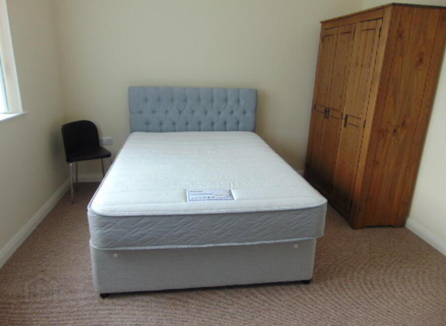 37 Lakeside Court, Coleraine, BT52 2FN