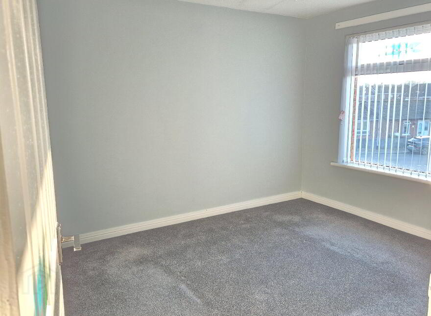 Knockalla Park, Derry, BT48 8LT