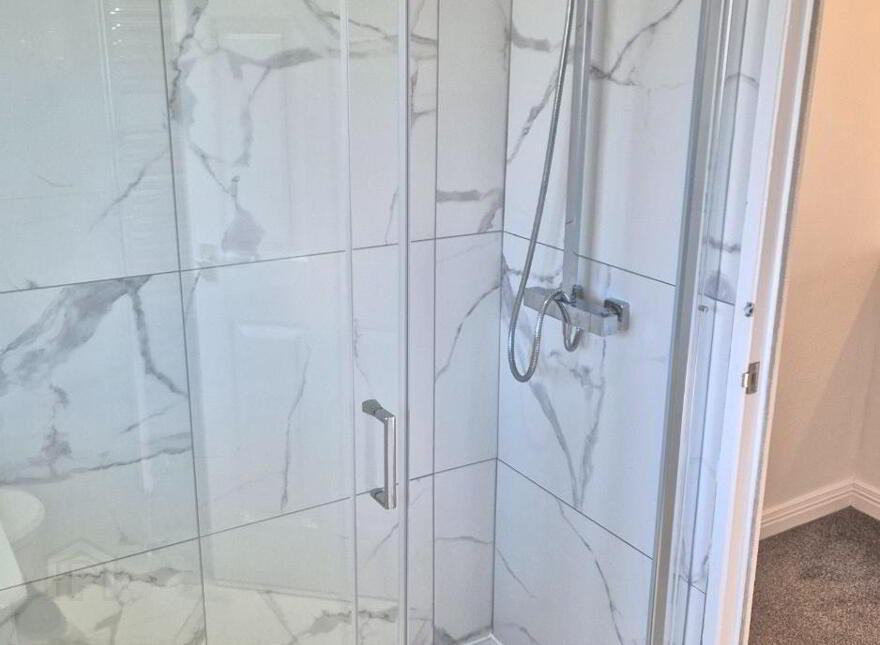 Knockalla Park, Derry, BT48 8LT