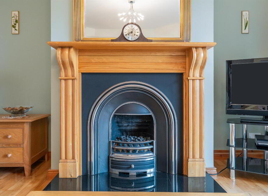 15 Grangewood Park, Dundonald, Belfast, BT16 1GN