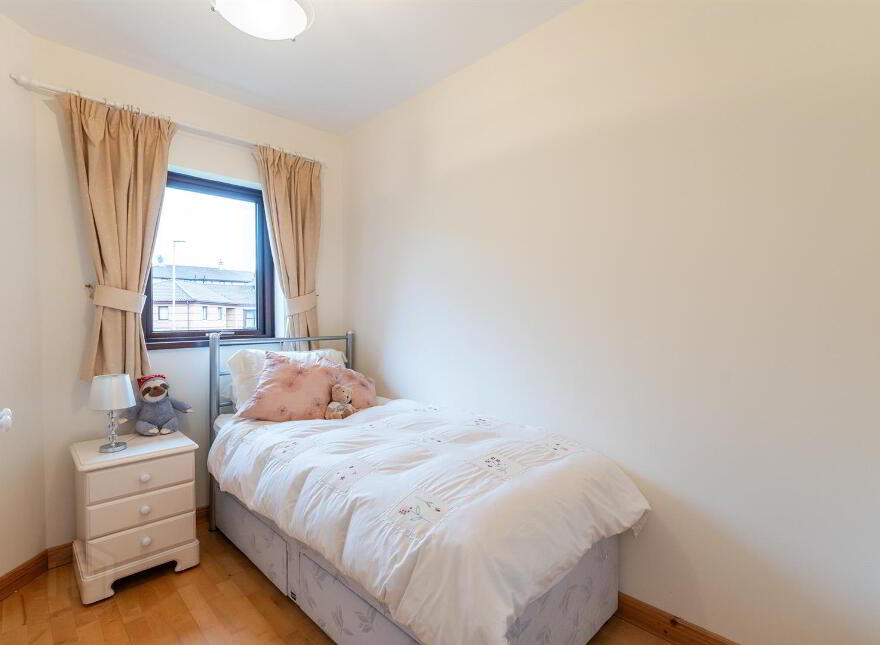 15 Grangewood Park, Dundonald, Belfast, BT16 1GN