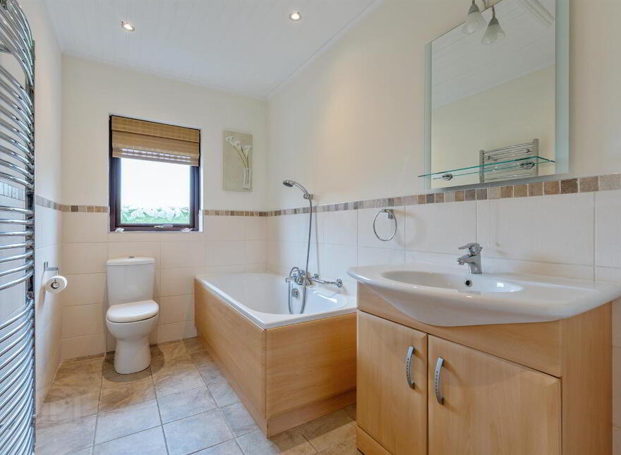 15 Grangewood Park, Dundonald, Belfast, BT16 1GN