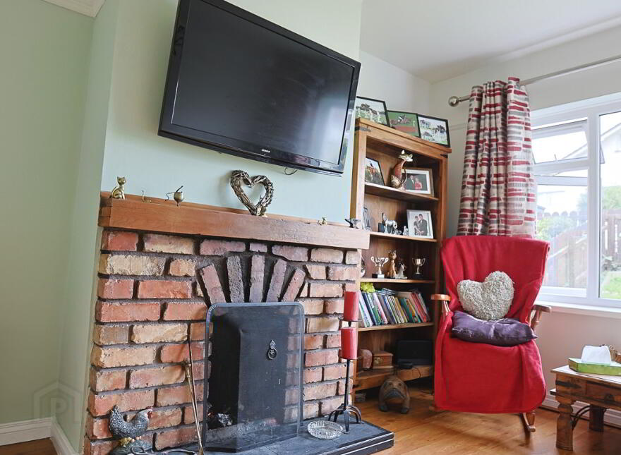 13 Craigs Road, Ballynahinch, BT24 8PQ