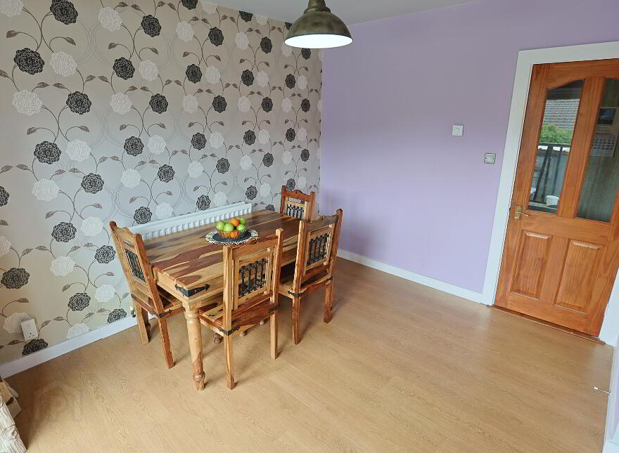13 Craigs Road, Ballynahinch, BT24 8PQ