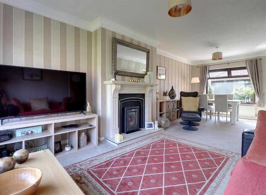 4 Strangford Heights, Newtownards, BT23 8ND