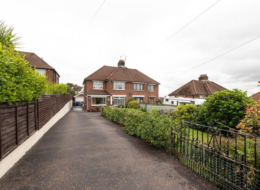 23 Sarajac Crescent, Belfast, BT14 6SD photo