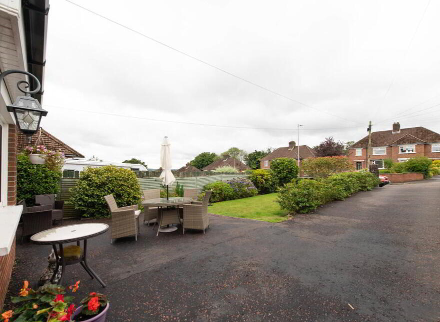 23 Sarajac Crescent, Belfast, BT14 6SD