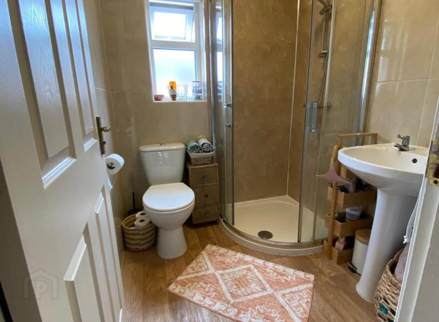 2 Glenhoy Drive, Belfast, BT5 5LB