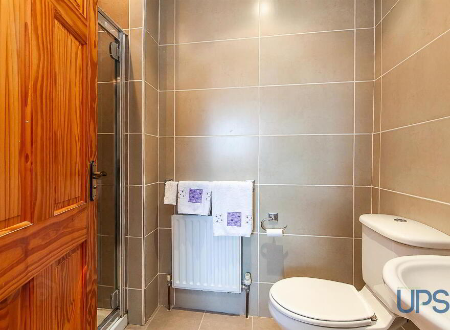44 Barnfield Road, Lisburn, BT28 3TQ