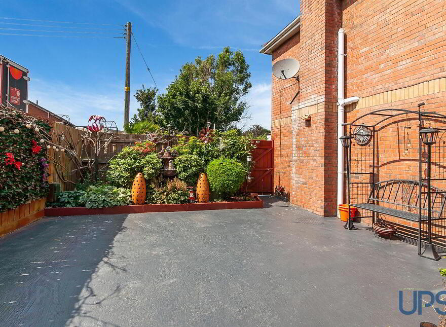 44 Barnfield Road, Lisburn, BT28 3TQ
