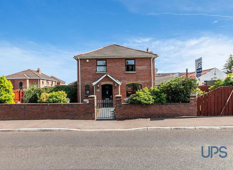 44 Barnfield Road, Lisburn, BT28 3TQ