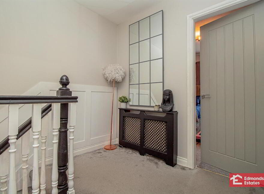 10 Rossdale, Ballymena, BT42 2SA