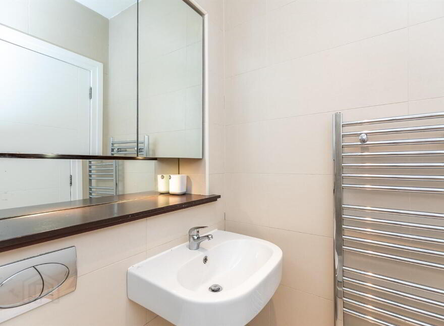 Apt 11d The Pines, Malone Square, 46 Windsor Park, Belfast, BT9 6JU