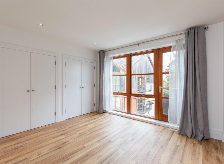 Apt 11d The Pines, Malone Square, 46 Windsor Park, Belfast, BT9 6JU