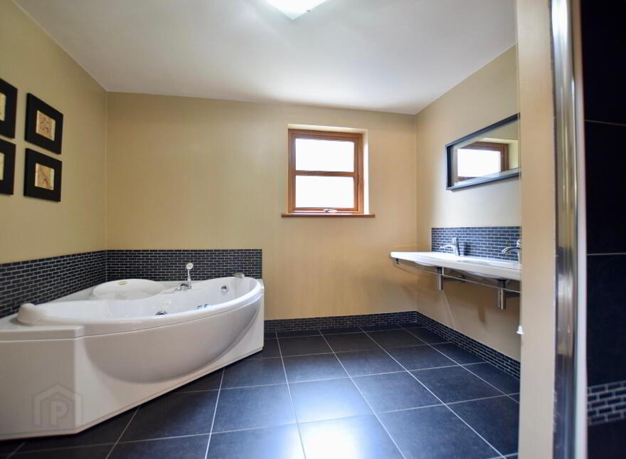 55 Killygarvan Road, Cookstown, BT80 9BG